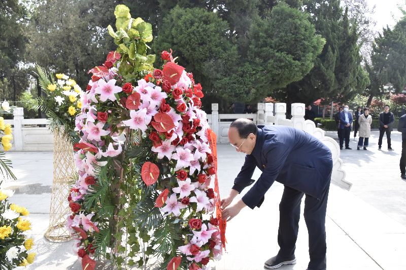 华体会体育网页版-华体会（中国）
党委赴兰考开展党史学习教育主题实践活动