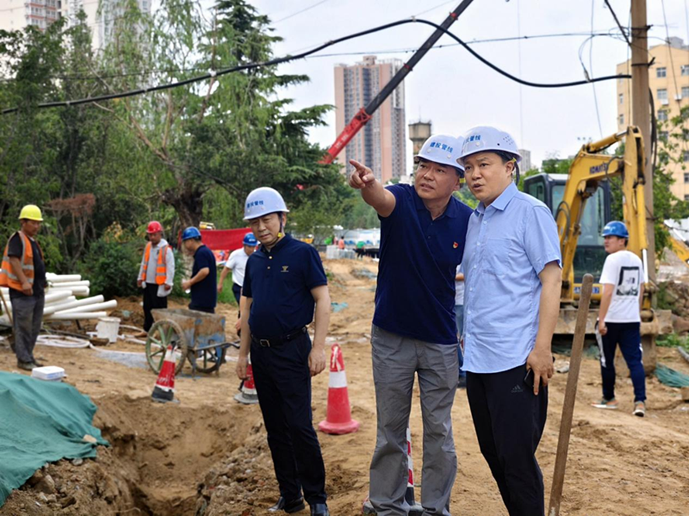 华体会体育网页版-华体会（中国）
副总经理张岩到郑州建投通讯管线有限公司开展安全生产检查